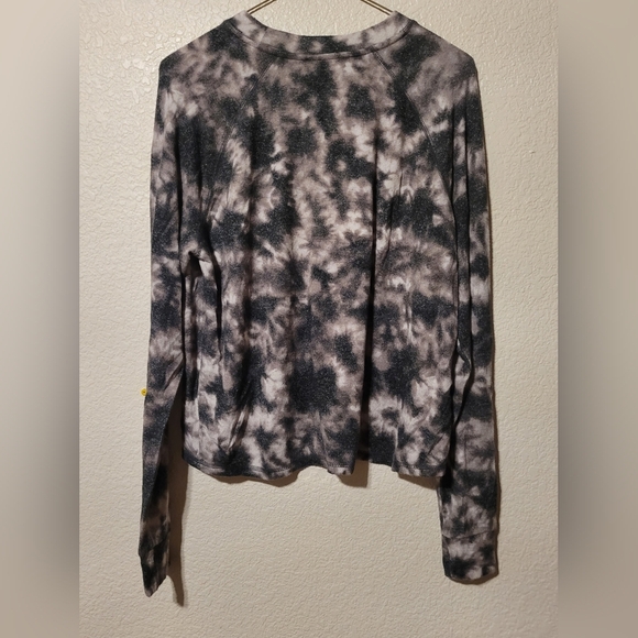 So Black Gray Purple Tie Dye Soft Fade Sweater Size Medium - Picture 3 of 12